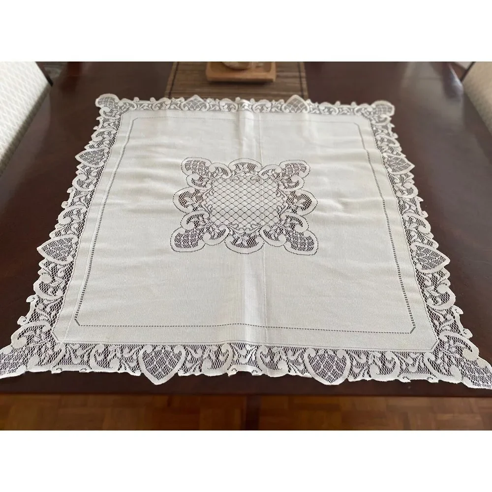 Vintage 1980s Ivory Lace Leaves Rectangle Tablecloth Cottage Farmhouse 26